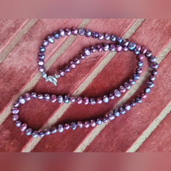 Genuine Purple Pearl Necklace Sterling Silver Clasp - Picture 5 of 14